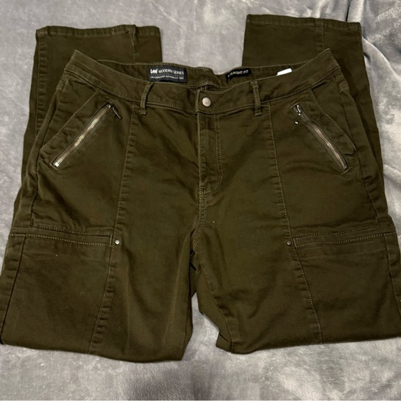 Lee Modern Series Straight Fit Cargo Pants - Picture 2 of 8